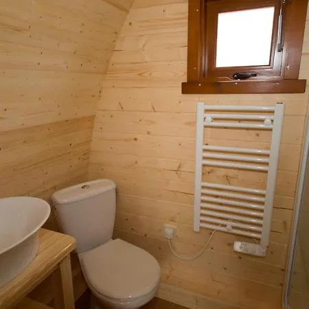 Ferien Im Naturwagen Pod 3 مكان تخييم Kröpelin